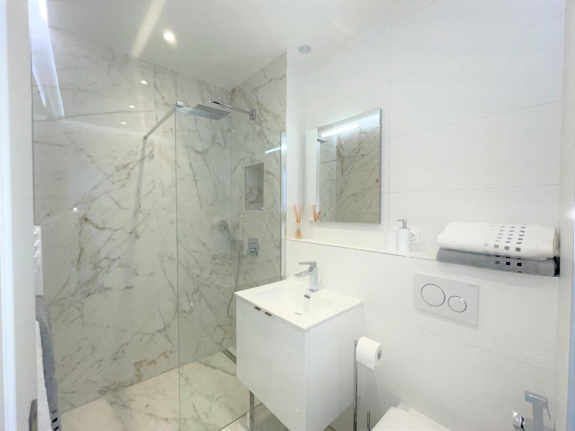 Alba Apartment Antibes Street, By Welcome To Канны Экстерьер фото