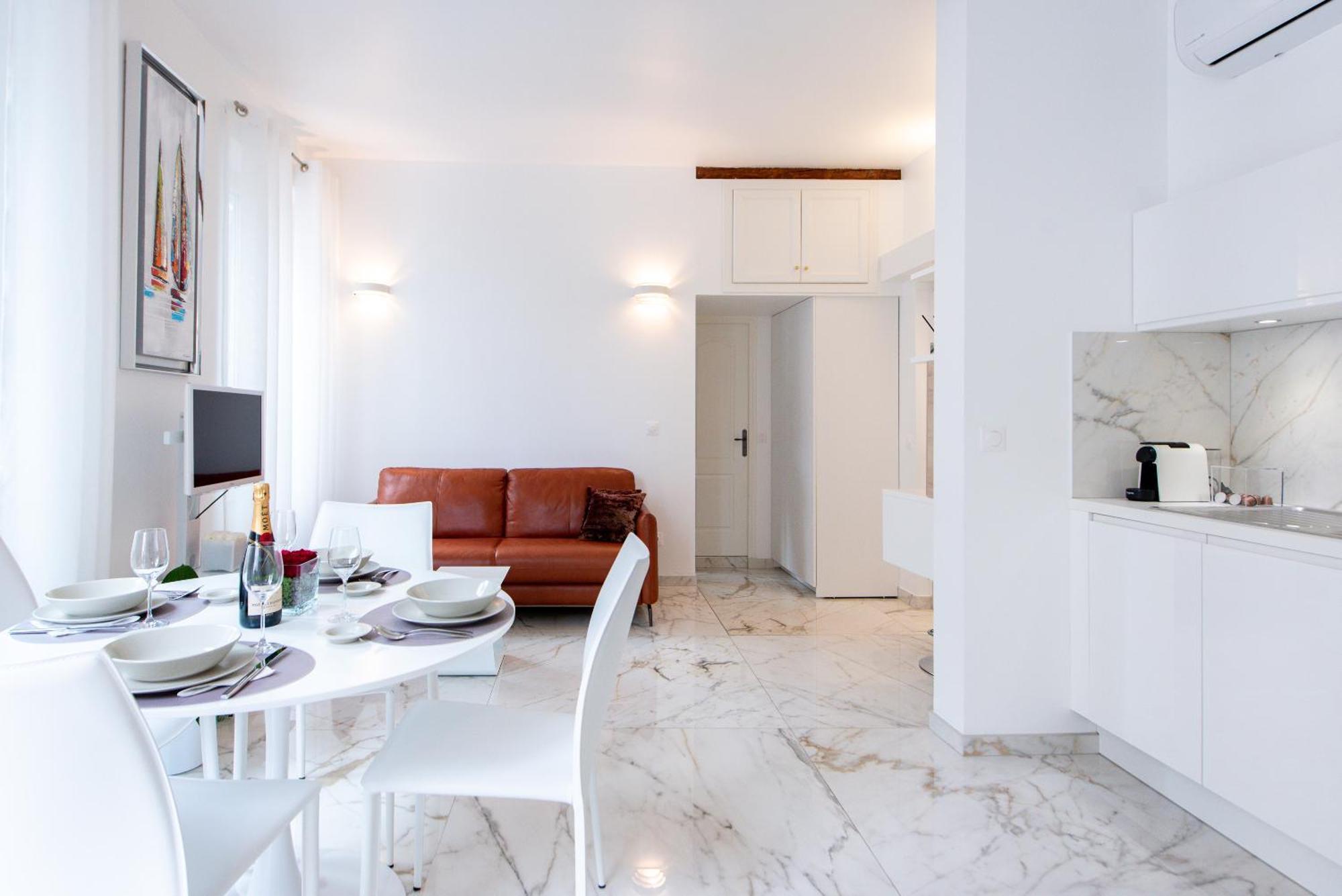 Alba Apartment Antibes Street, By Welcome To Канны Экстерьер фото