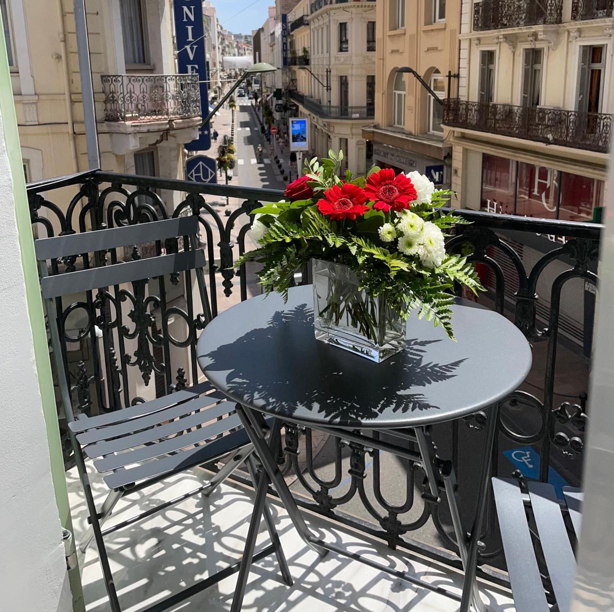 Alba Apartment Antibes Street, By Welcome To Канны Экстерьер фото